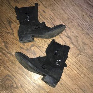 🌚Steve Madden Black booties